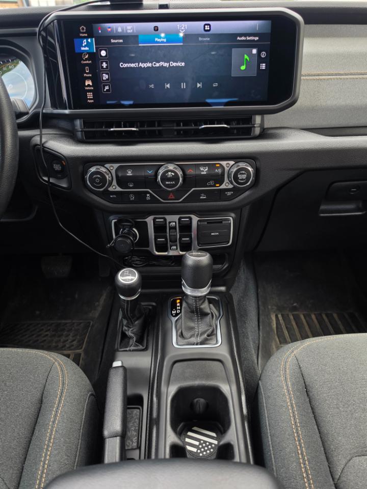 Jeep Gladiator Nighthawk 4x4 *Ltd Avail* 2025