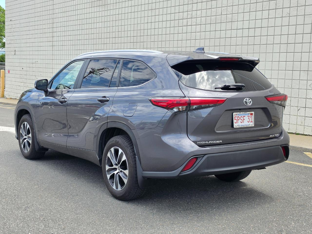Toyota Highlander Platinum AWD (Natl) 2023