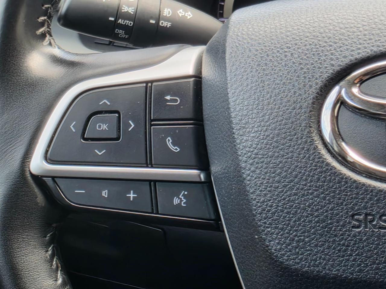 Toyota Highlander Platinum AWD (Natl) 2023