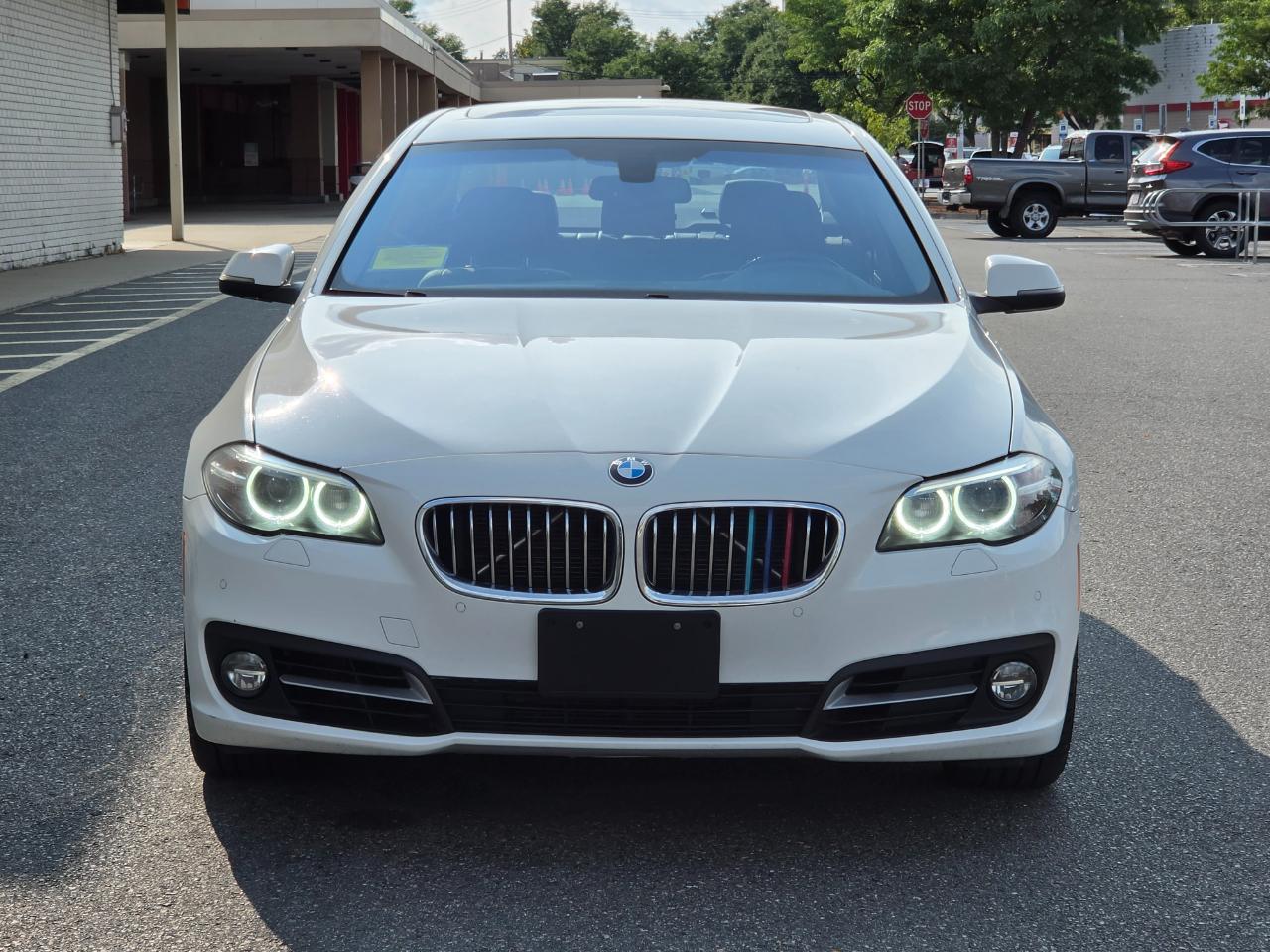 BMW 5 Series 4dr Sdn 528i xDrive AWD 2015