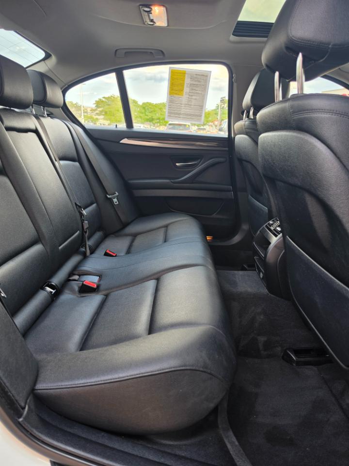 BMW 5 Series 4dr Sdn 528i xDrive AWD 2015