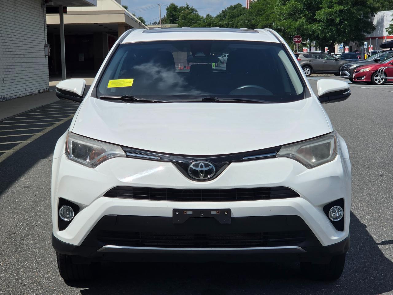 Toyota RAV4 Adventure FWD (Natl) 2018