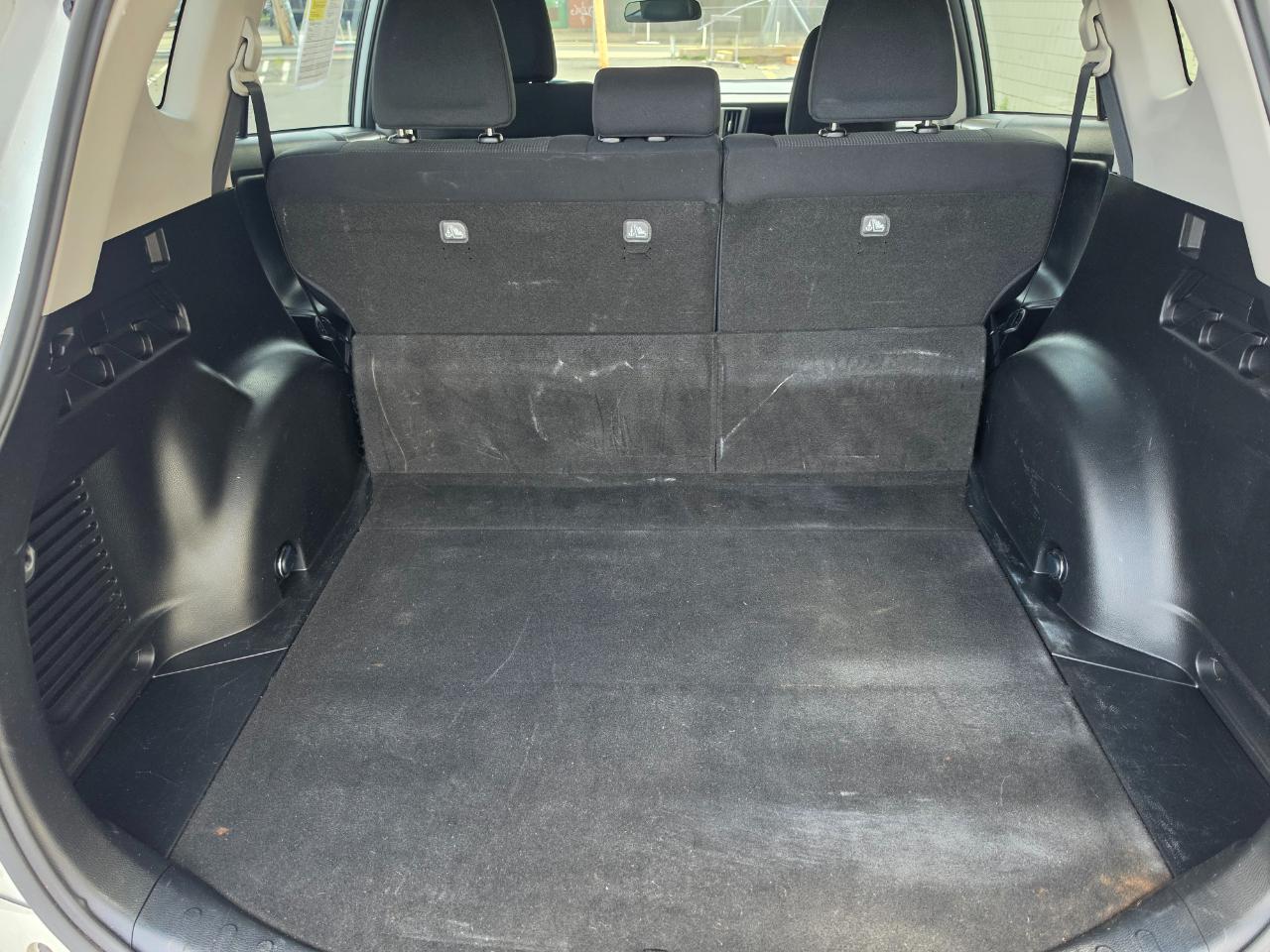 Toyota RAV4 Adventure FWD (Natl) 2018