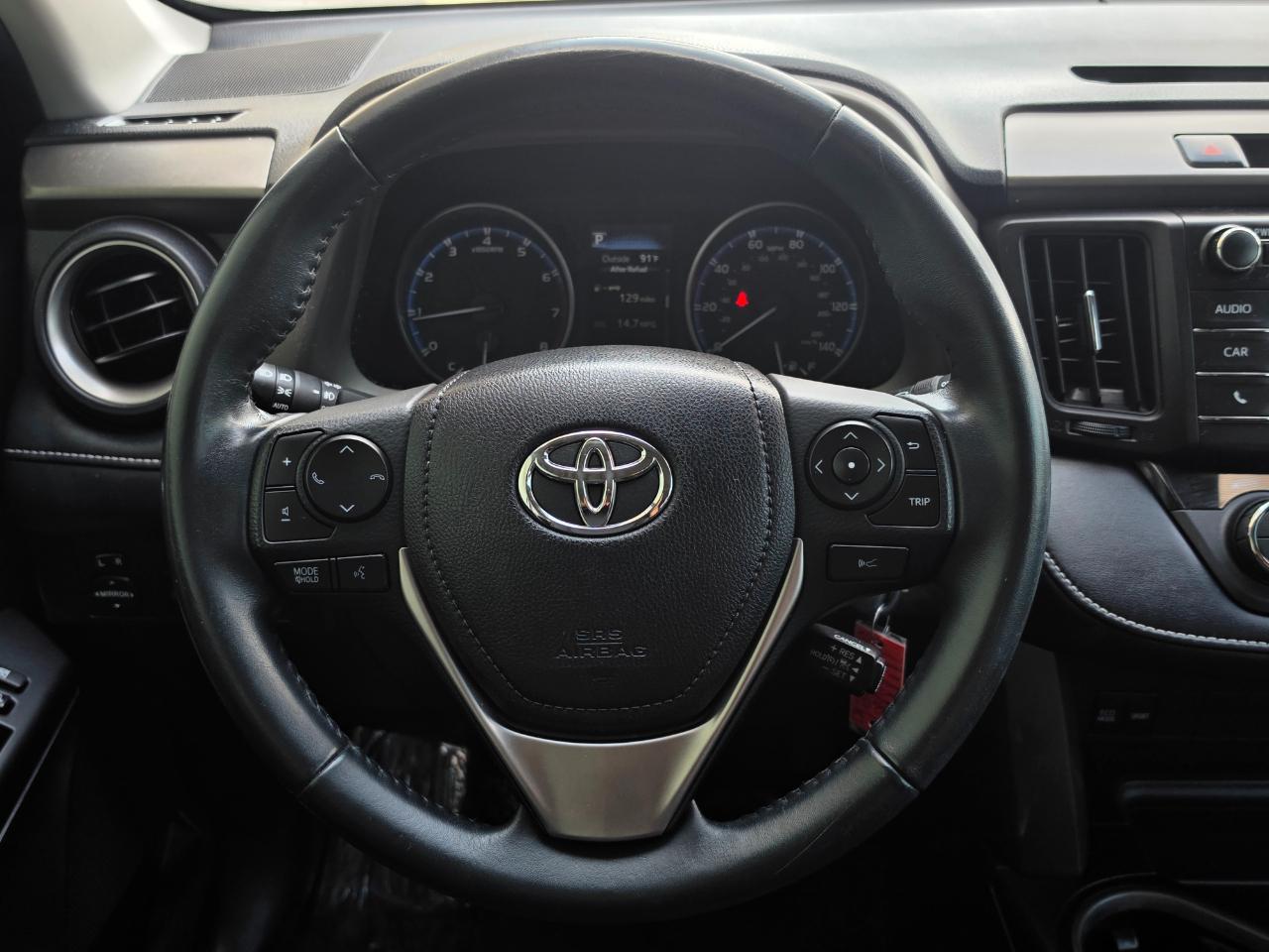 Toyota RAV4 Adventure FWD (Natl) 2018