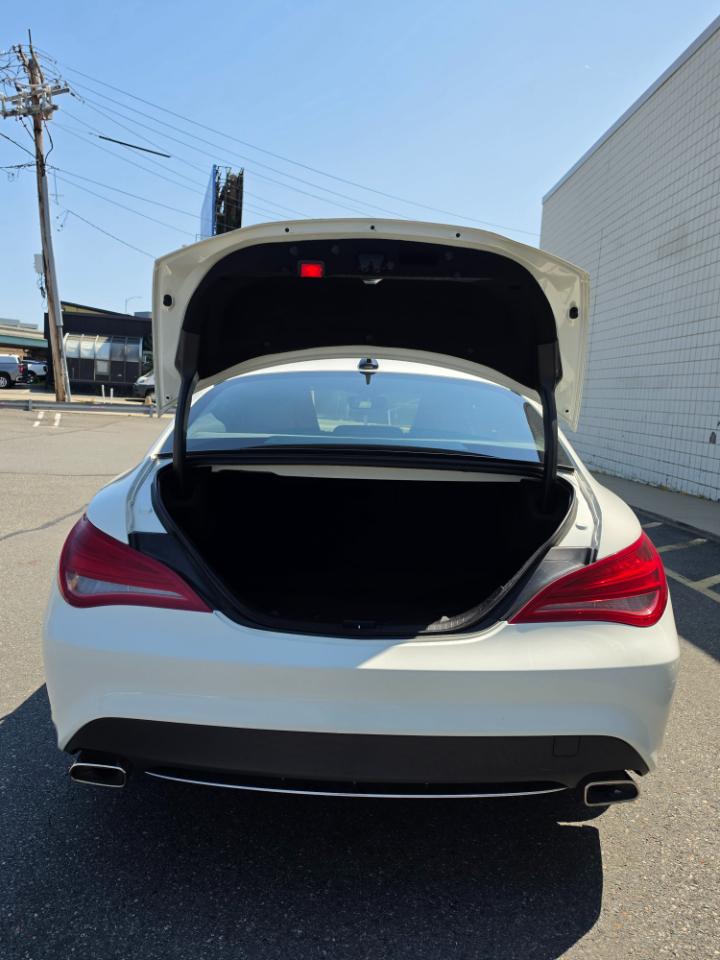 Mercedes-Benz CLA-Class 4dr Sdn CLA 250 4MATIC 2014