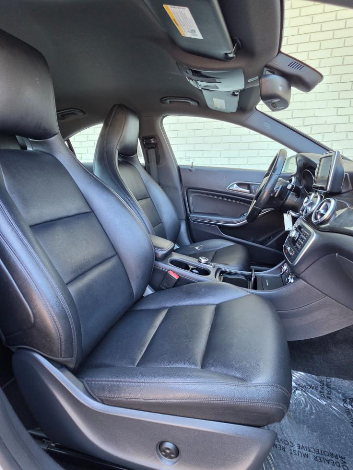 Mercedes-Benz CLA-Class 4dr Sdn CLA 250 4MATIC 2014