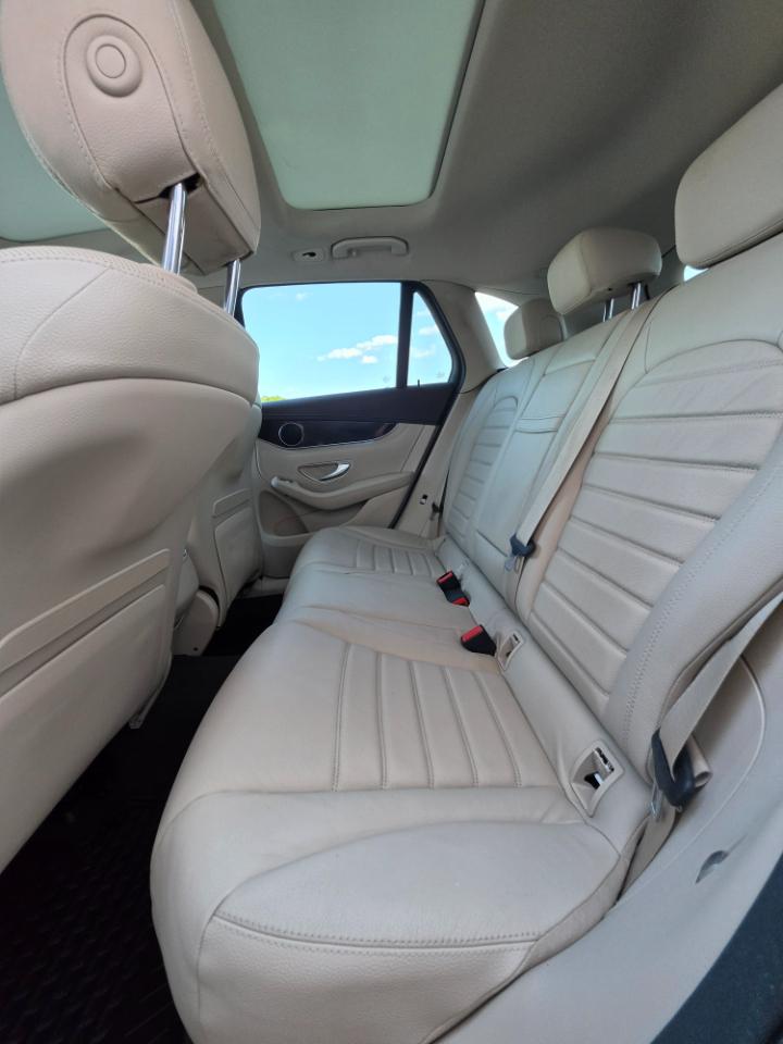 Mercedes-Benz GLC 4MATIC 4dr GLC 300 2016