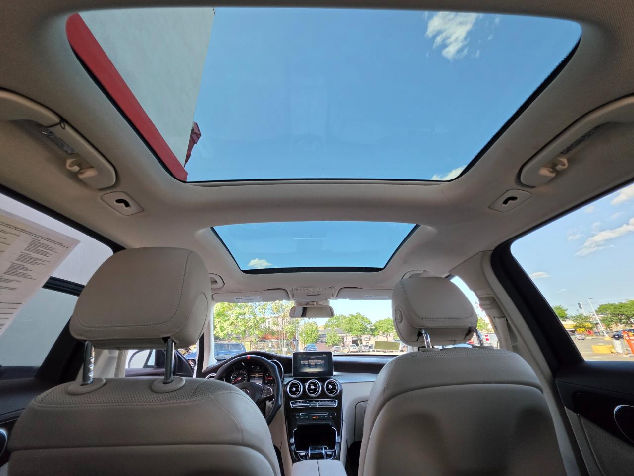 Mercedes-Benz GLC 4MATIC 4dr GLC 300 2016