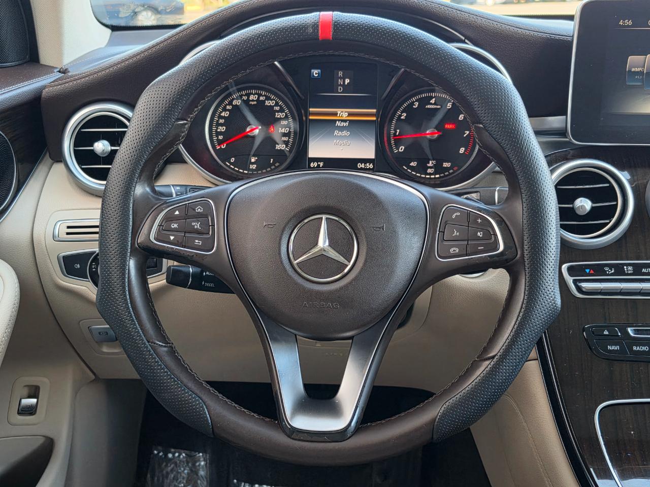 Mercedes-Benz GLC 4MATIC 4dr GLC 300 2016