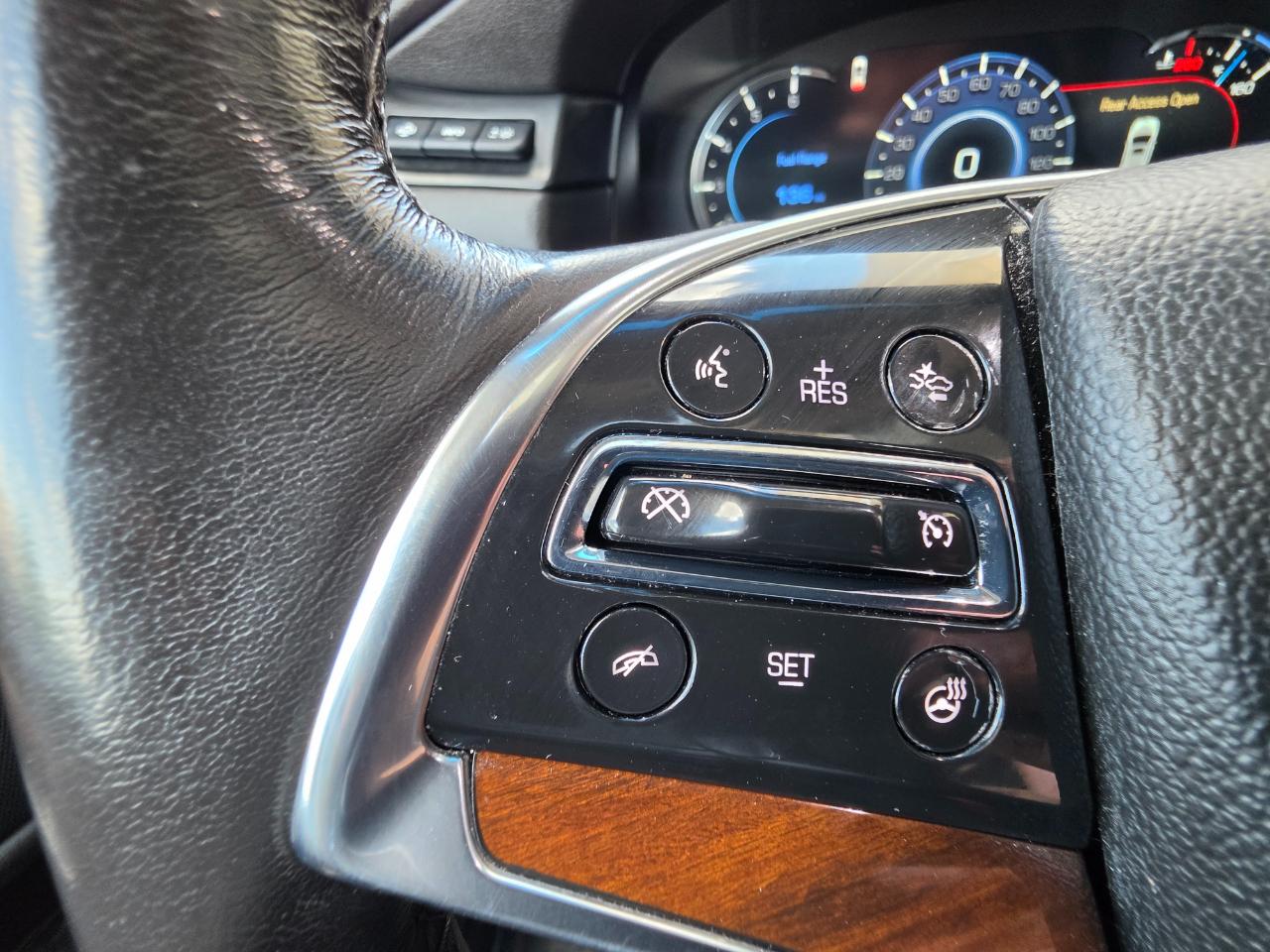 Cadillac Escalade 2WD 4dr Luxury 2019