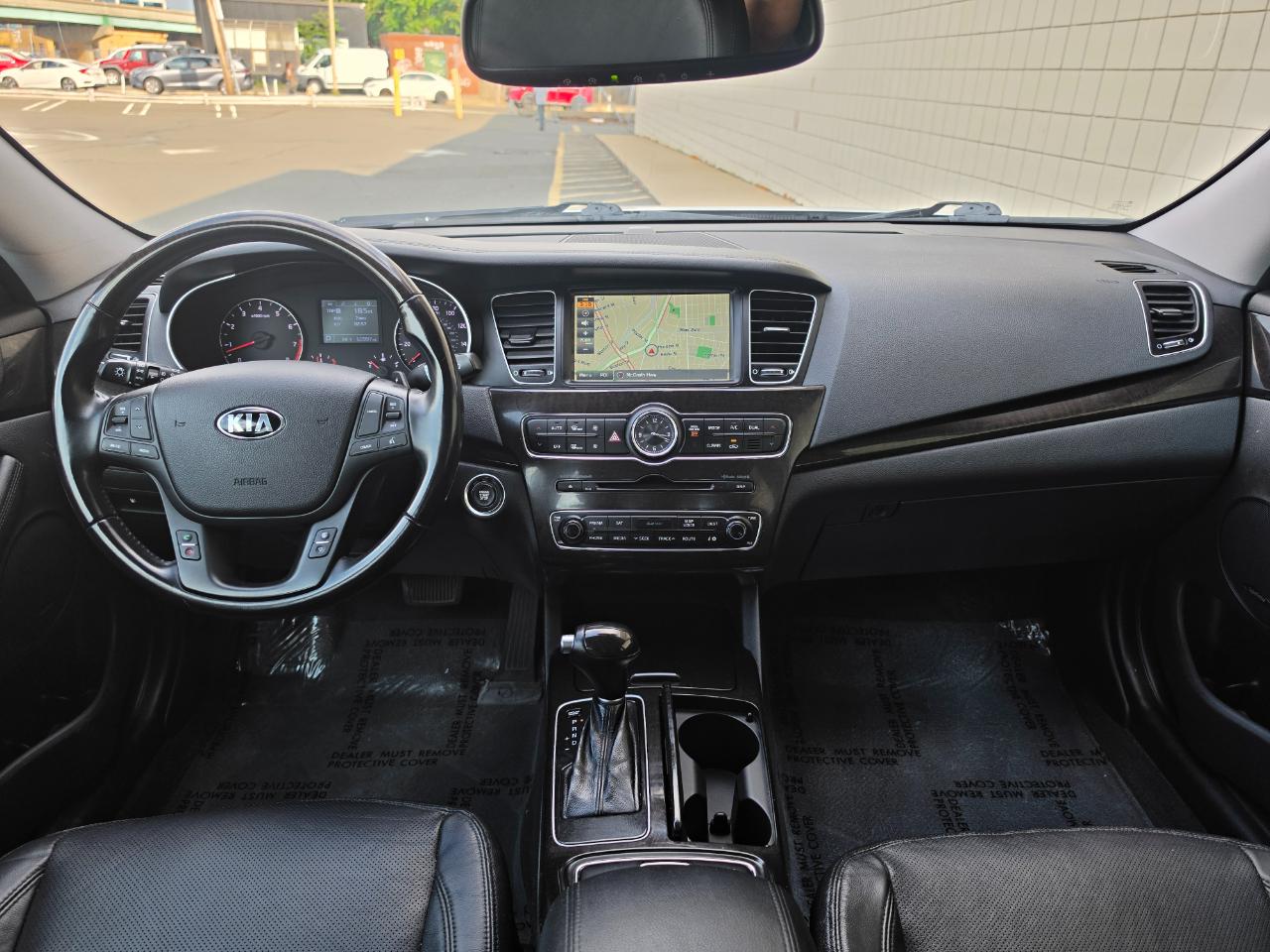 Kia Cadenza 4dr Sdn Premium 2016