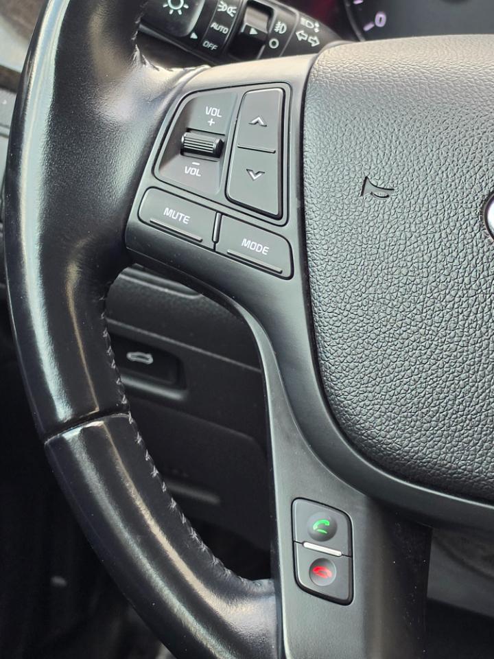 Kia Cadenza 4dr Sdn Premium 2016