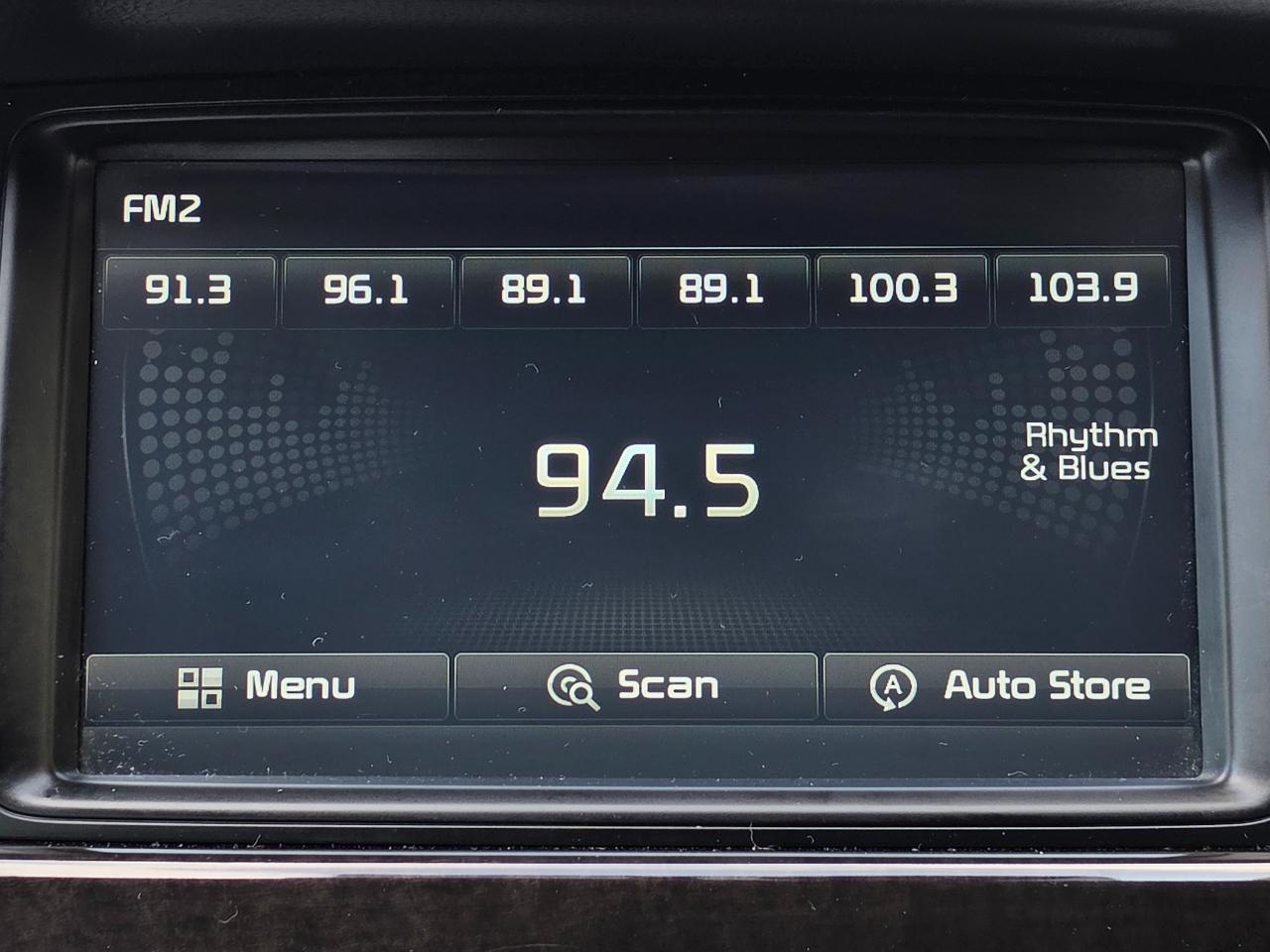 Kia Cadenza 4dr Sdn Premium 2016