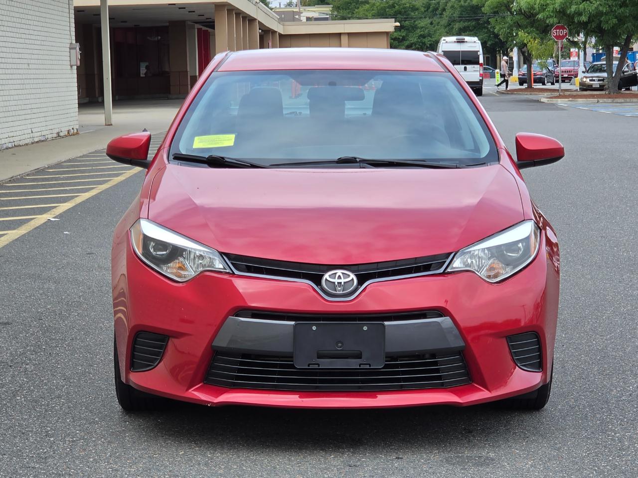 Toyota Corolla 4dr Sdn CVT LE Premium (Natl) 2015