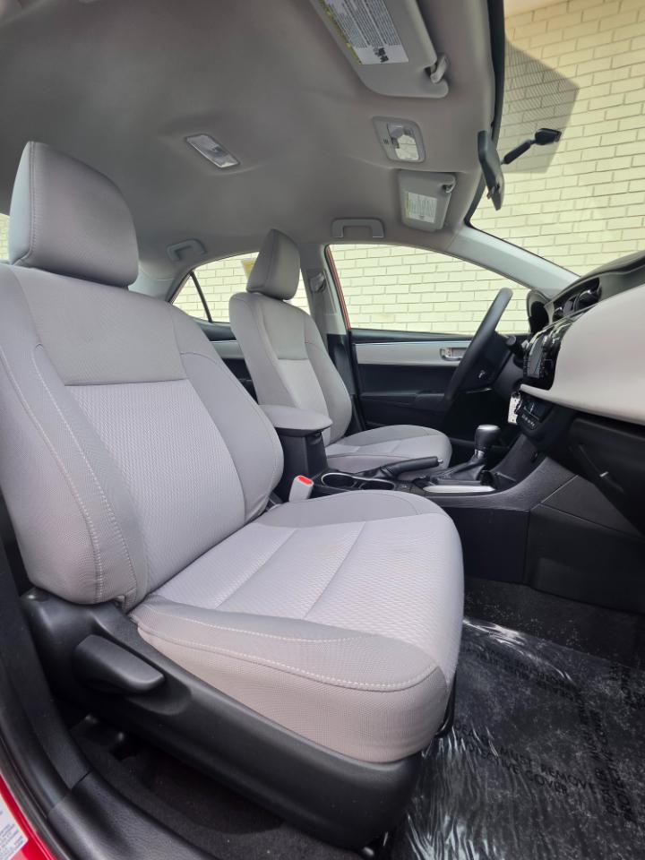 Toyota Corolla 4dr Sdn CVT LE Premium (Natl) 2015
