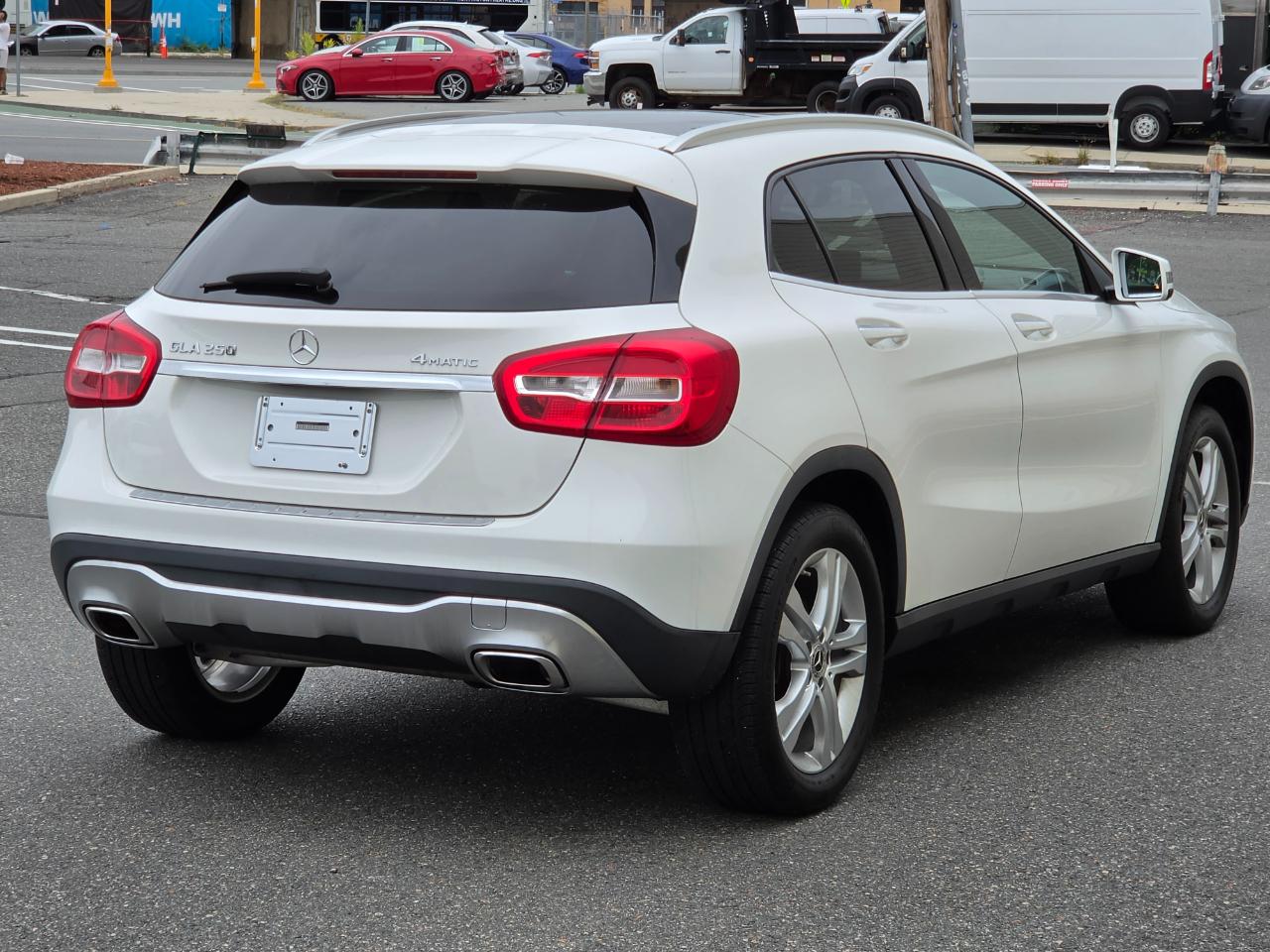 Mercedes-Benz GLA GLA 250 4MATIC SUV 2019