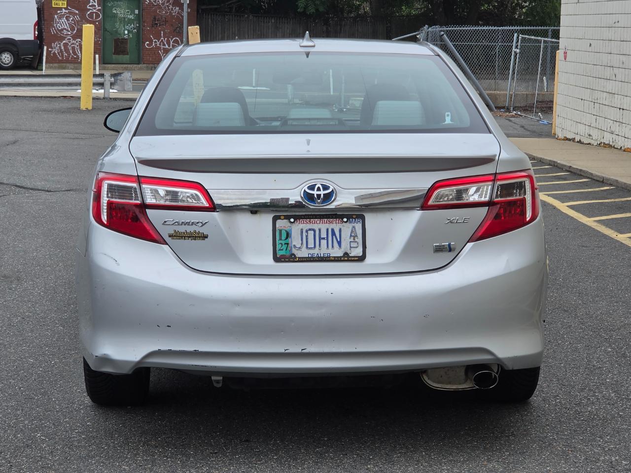 Toyota Camry Hybrid 4dr Sdn XLE (Natl) 2012