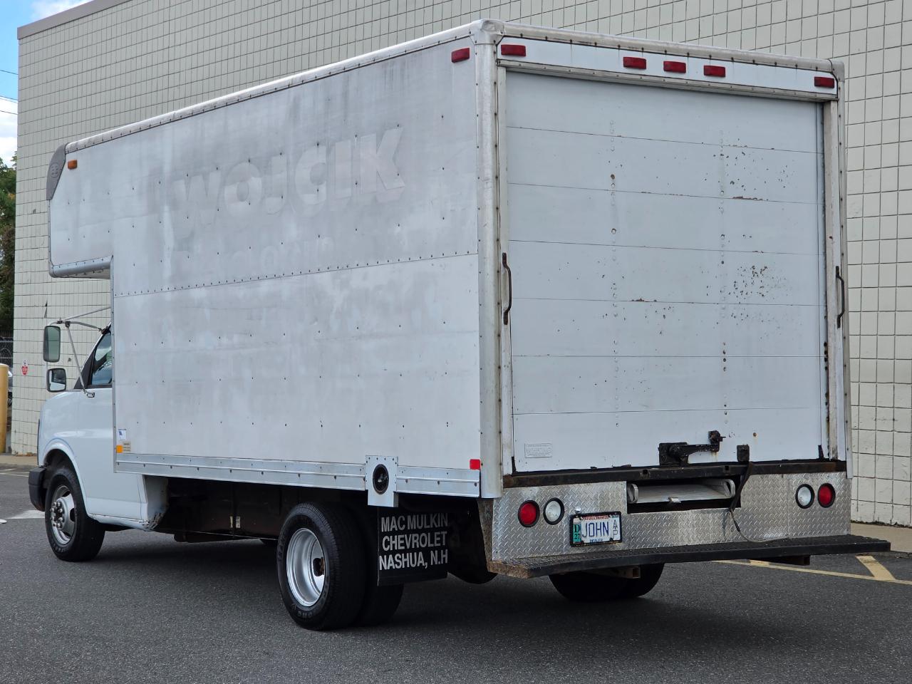 Chevrolet Express Commercial Cutaway 139" WB C6Y 2004