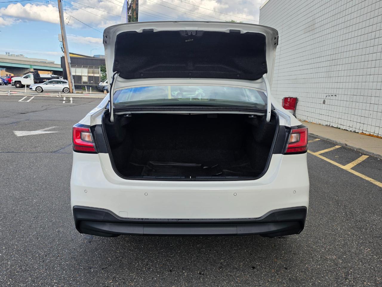 Subaru Legacy Limited CVT 2021