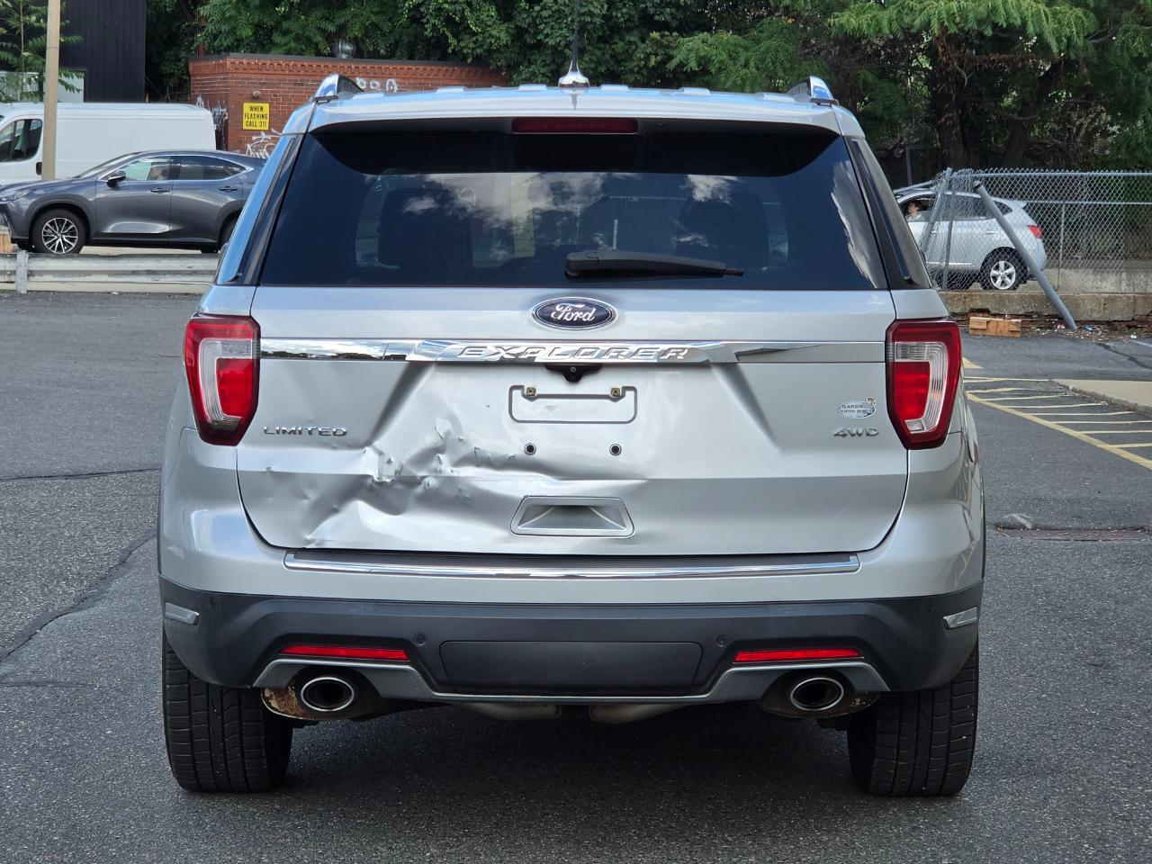 Ford Explorer Limited 4WD 2019