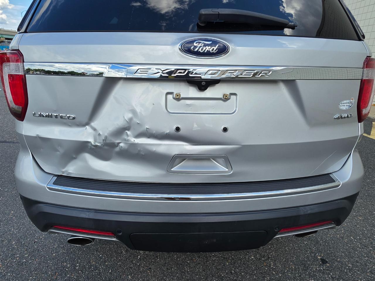 Ford Explorer Limited 4WD 2019