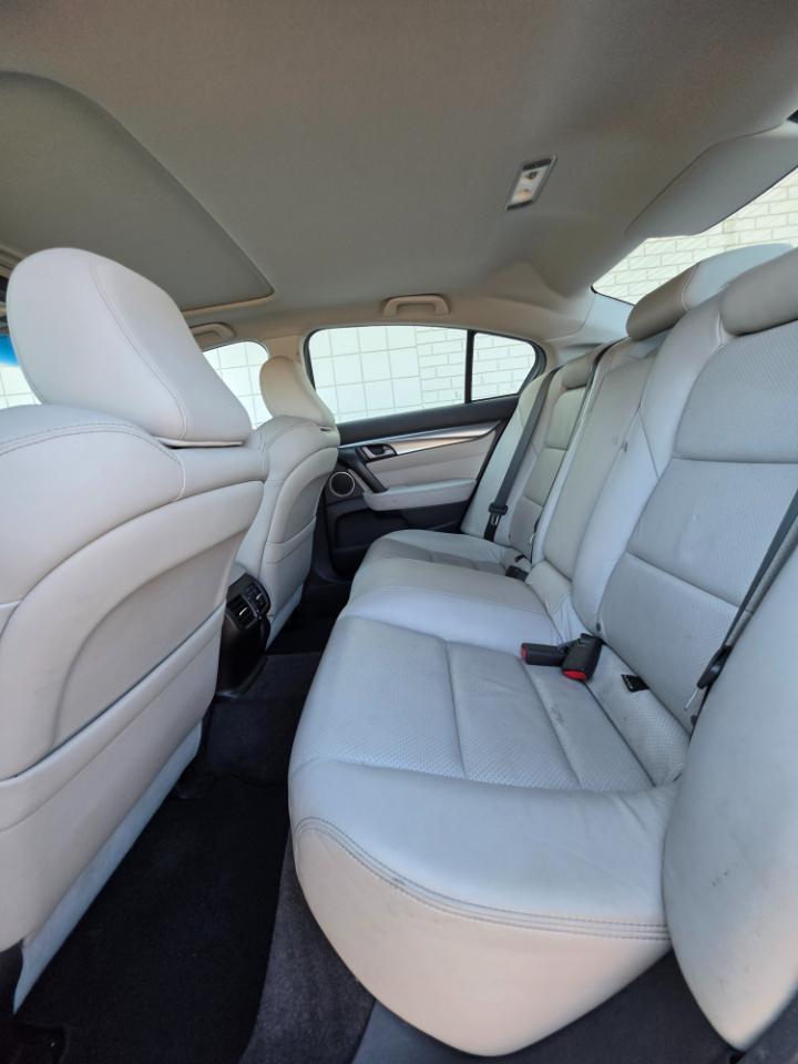 Acura TL 4dr Sdn Auto SH-AWD Tech 2010