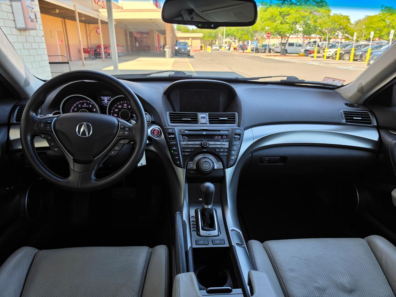 Acura TL 4dr Sdn Auto SH-AWD Tech 2010