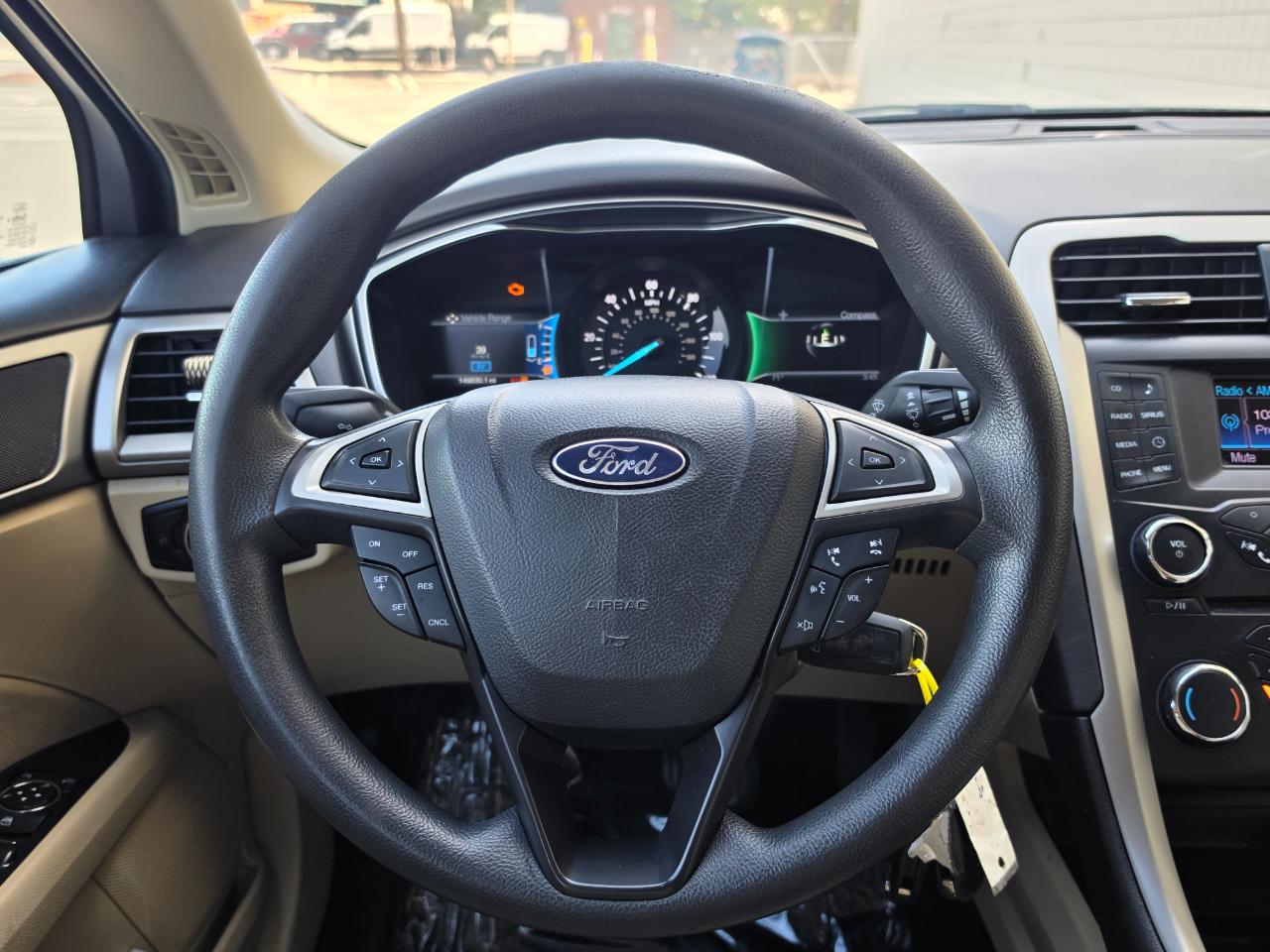 Ford Fusion 4dr Sdn SE Hybrid FWD 2014