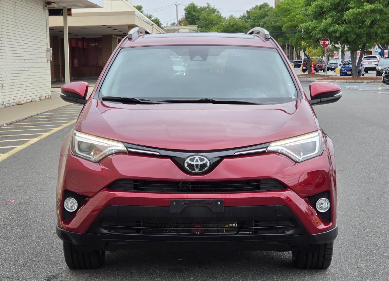 Toyota RAV4 Limited AWD (Natl) 2018