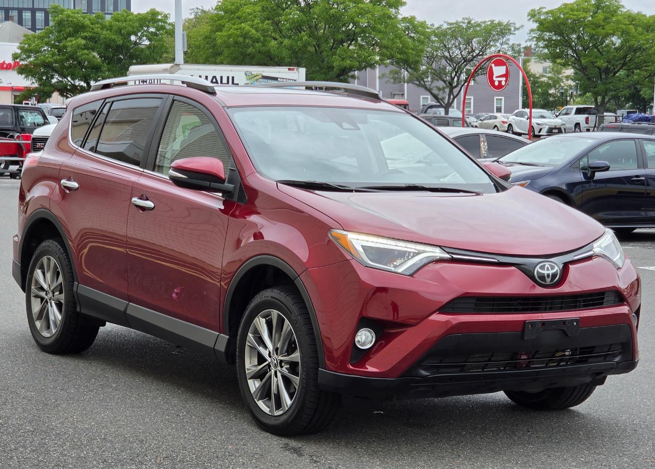 Toyota RAV4 Limited AWD (Natl) 2018