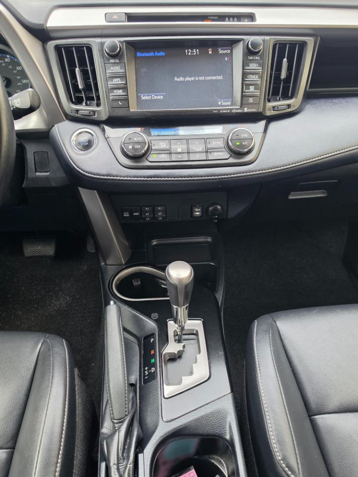 Toyota RAV4 Limited AWD (Natl) 2018