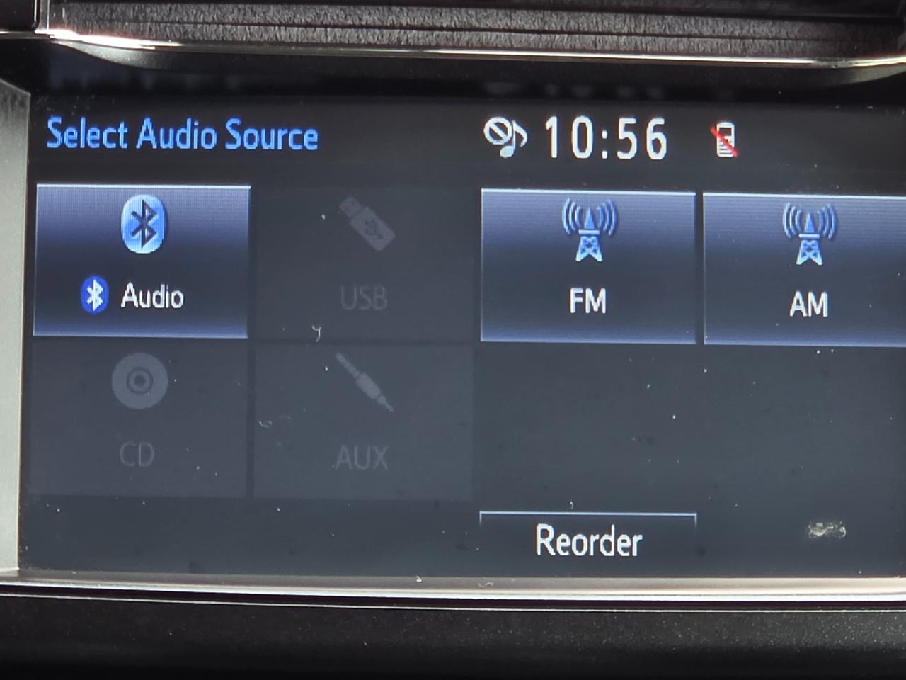 Toyota RAV4 LE AWD (Natl) 2017