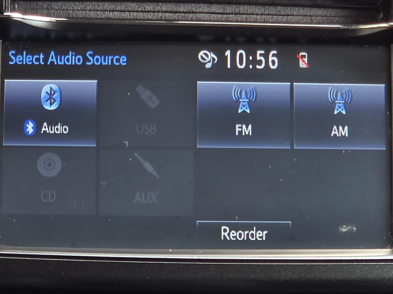 Toyota RAV4 LE AWD (Natl) 2017