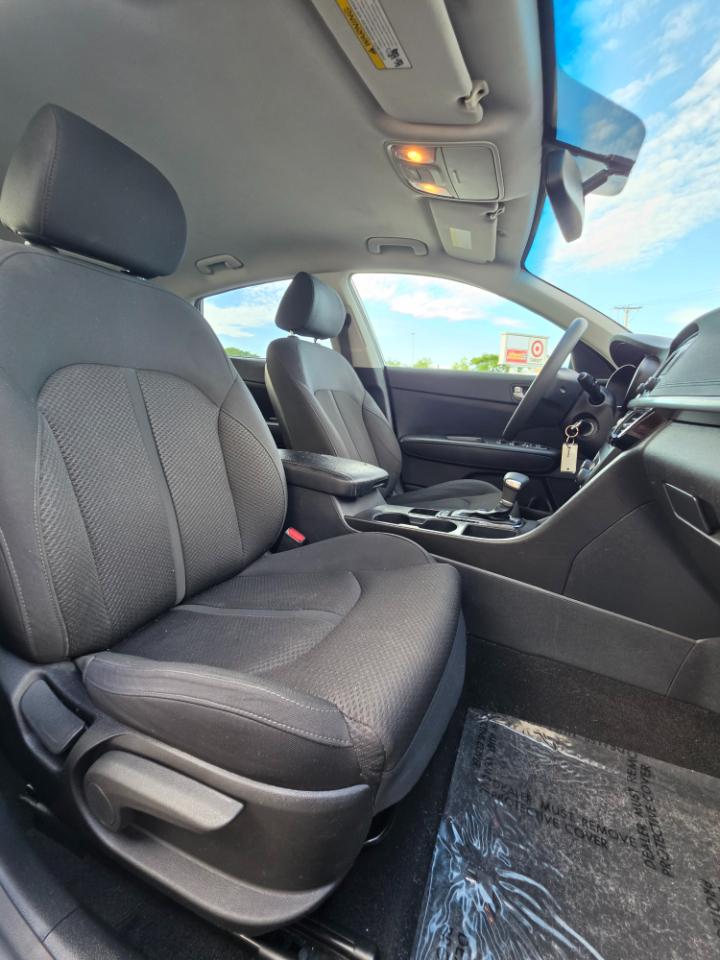 Kia Optima 4dr Sdn LX 2016