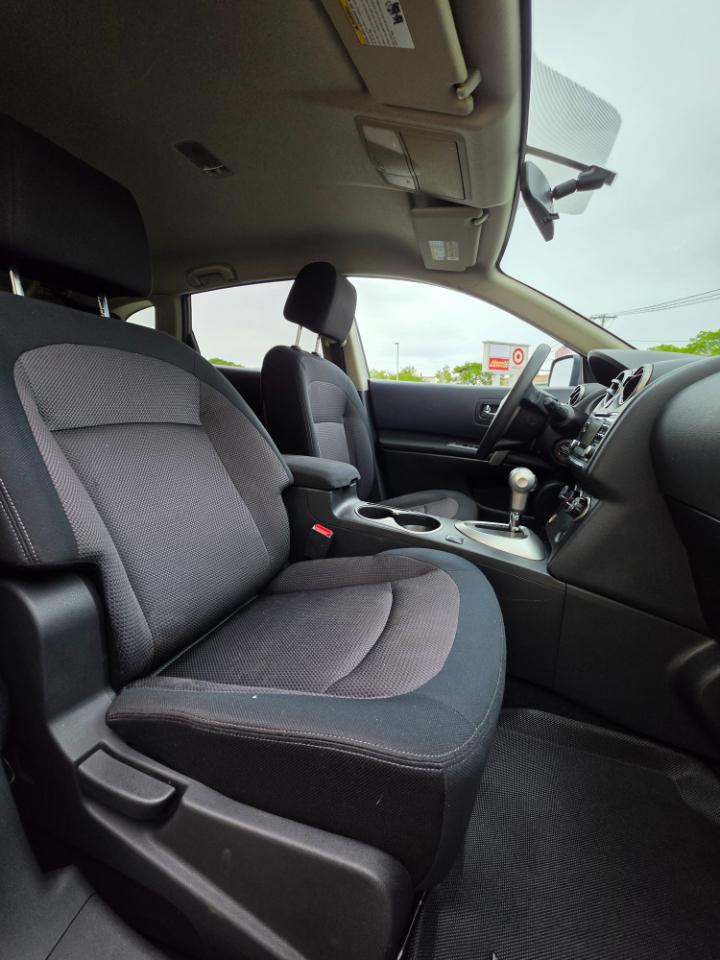 Nissan Rogue AWD 4dr SV 2013