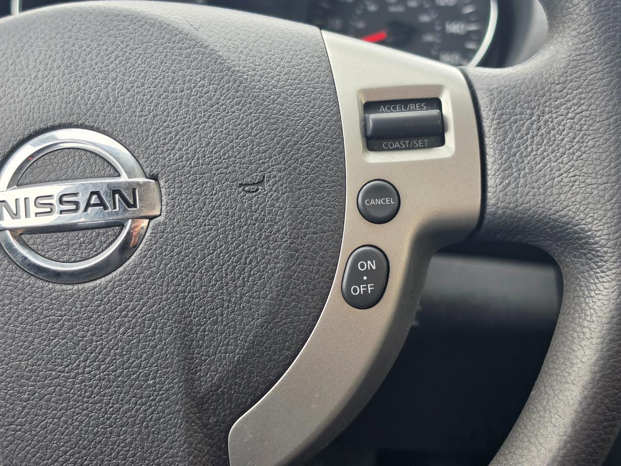 Nissan Rogue AWD 4dr SV 2013
