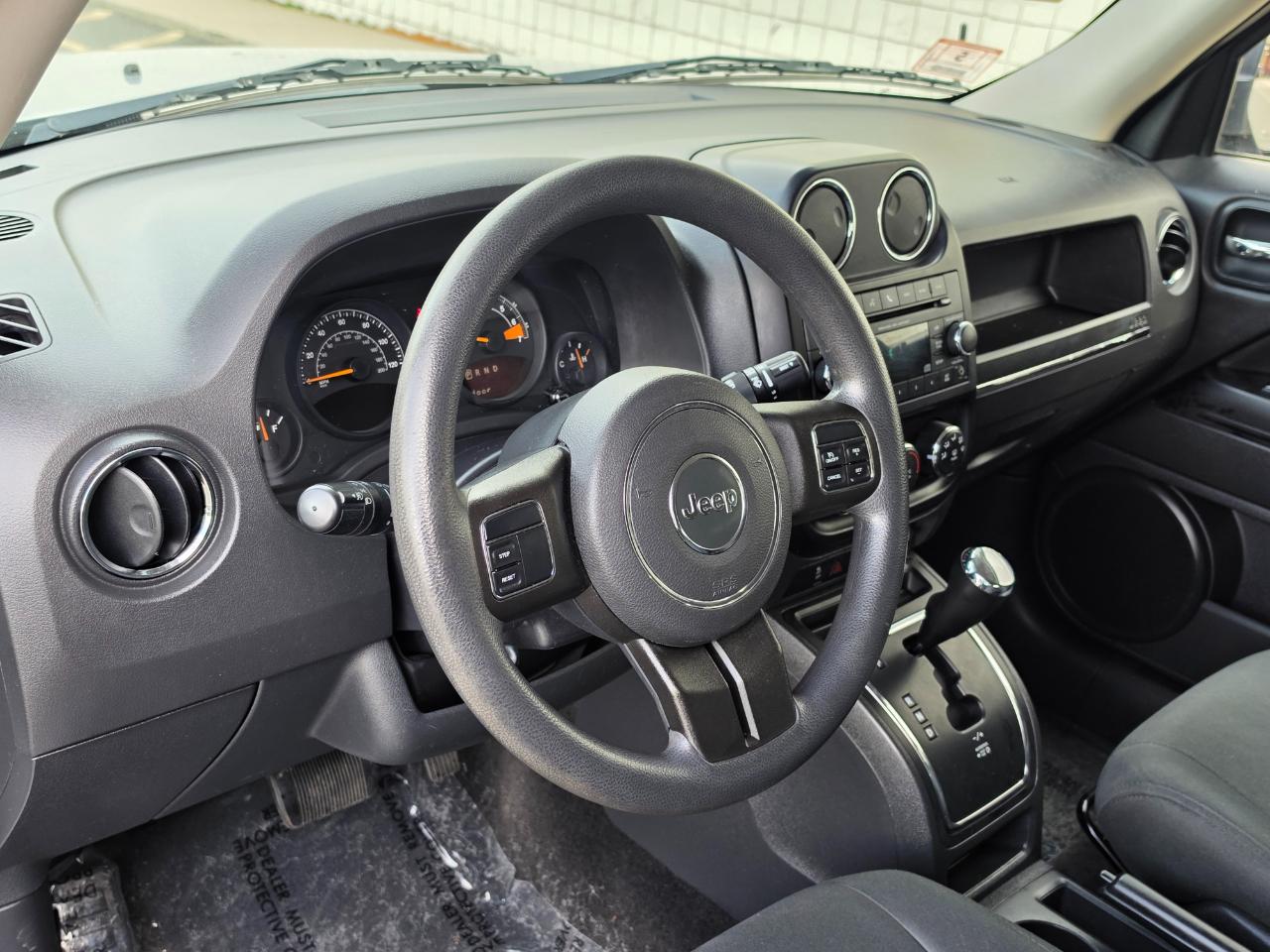 Jeep Patriot FWD 4dr Altitude 2014