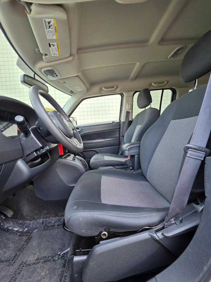 Jeep Patriot FWD 4dr Altitude 2014