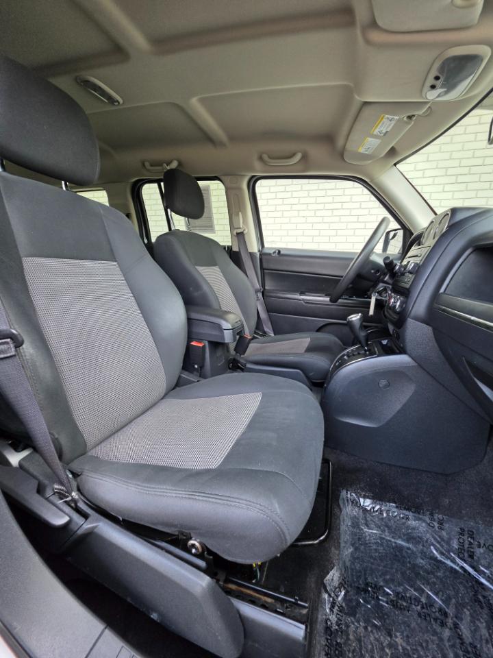 Jeep Patriot FWD 4dr Altitude 2014