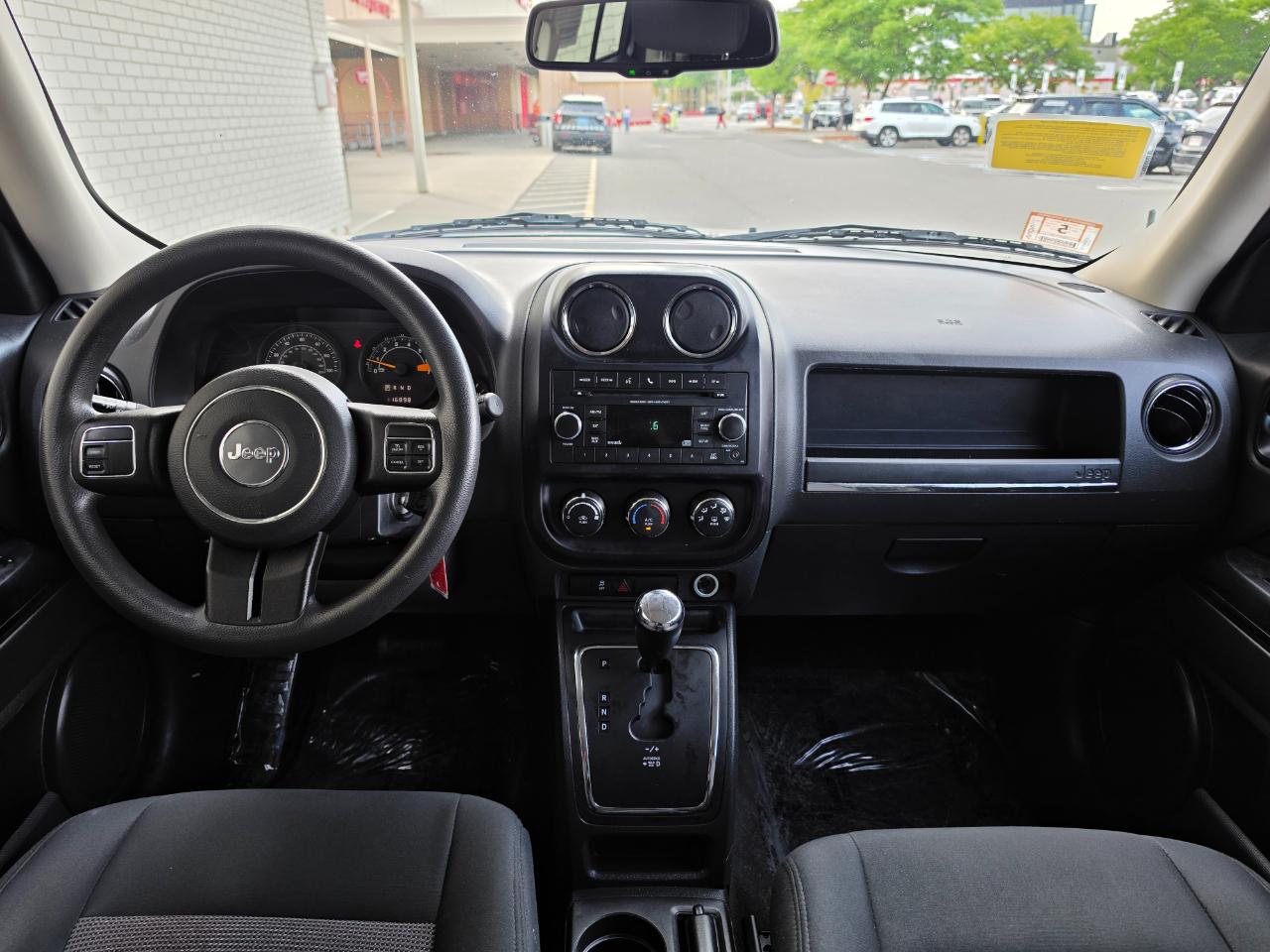 Jeep Patriot FWD 4dr Altitude 2014