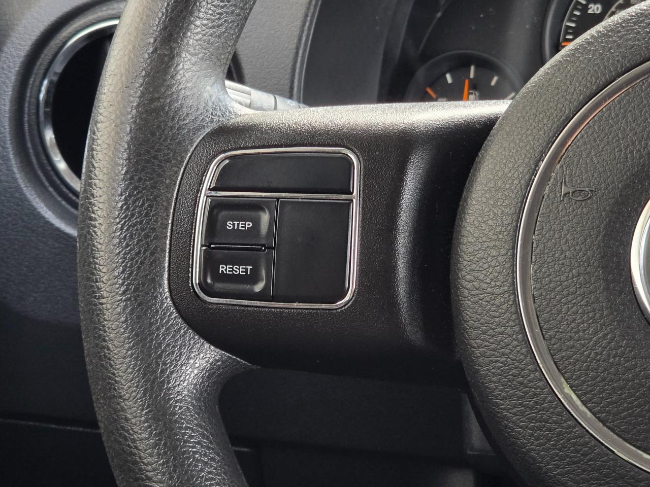 Jeep Patriot FWD 4dr Altitude 2014