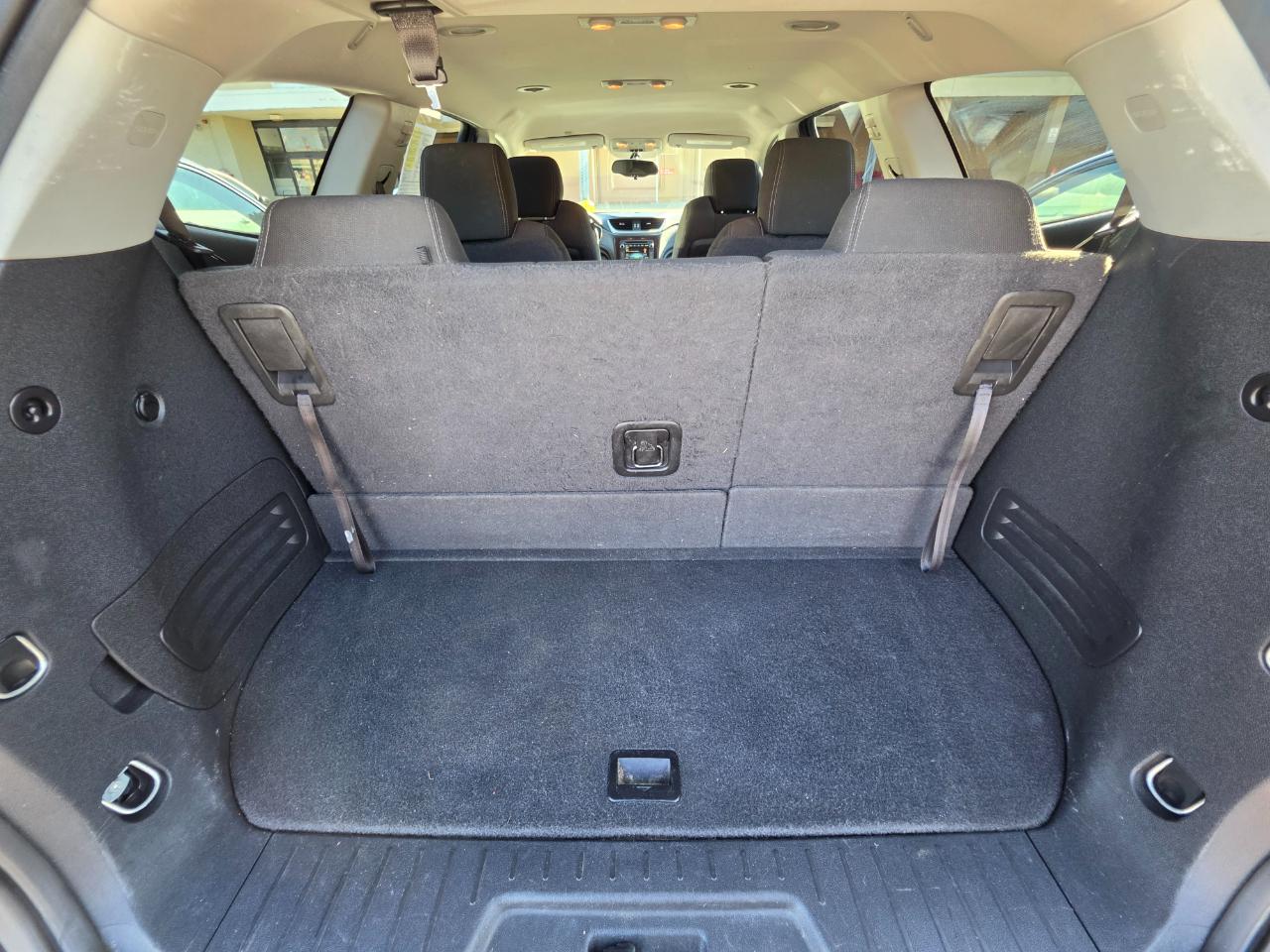 Chevrolet Traverse AWD 4dr LT w/1LT 2016