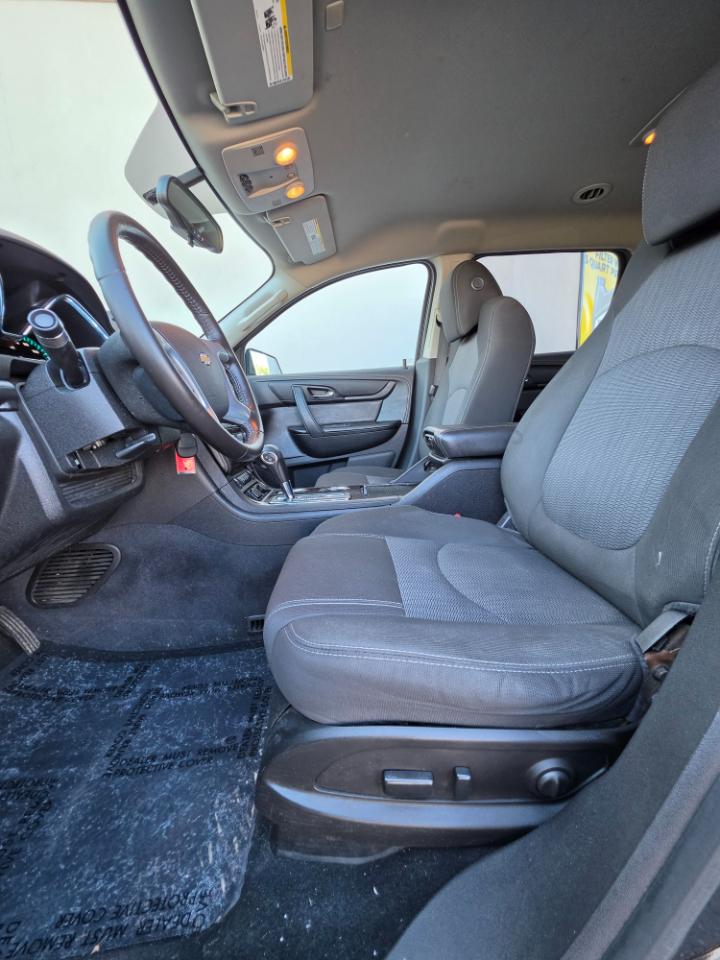 Chevrolet Traverse AWD 4dr LT w/1LT 2016