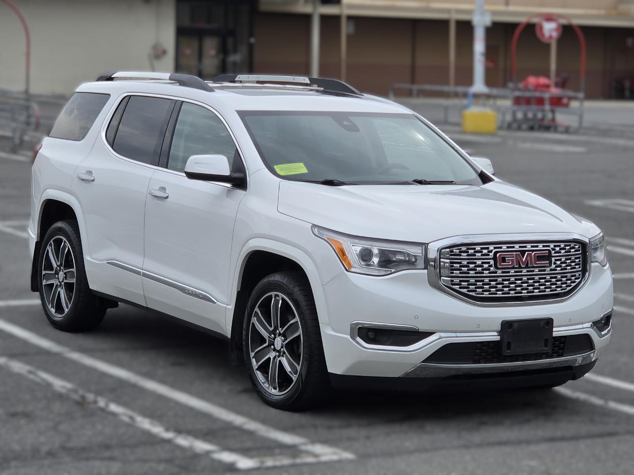 GMC Acadia AWD 4dr Denali 2017