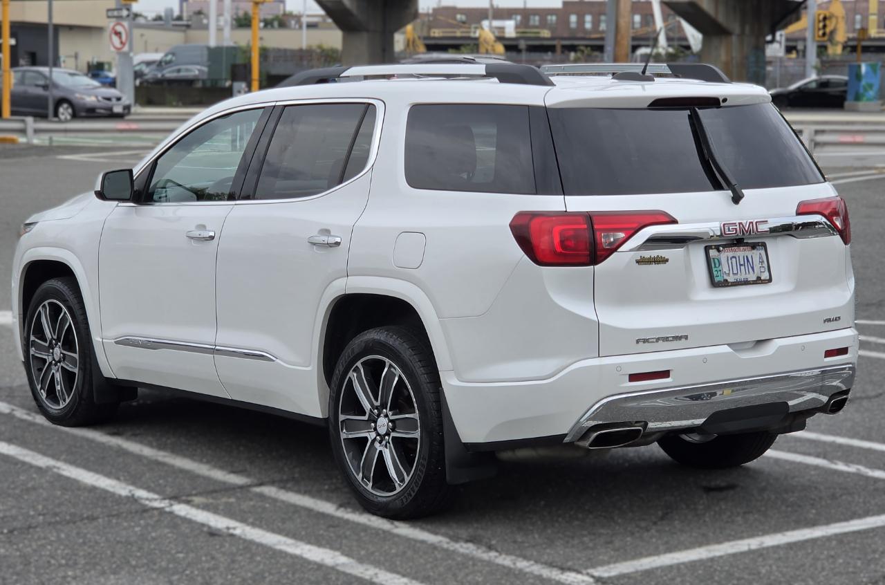 GMC Acadia AWD 4dr Denali 2017