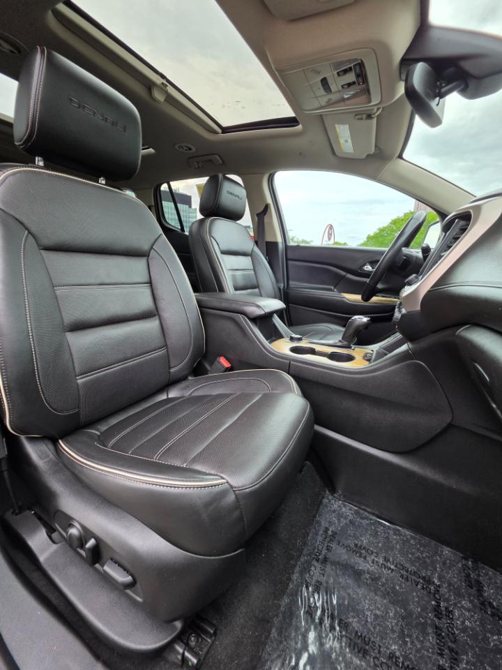 GMC Acadia AWD 4dr Denali 2017