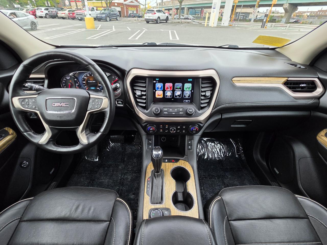 GMC Acadia AWD 4dr Denali 2017