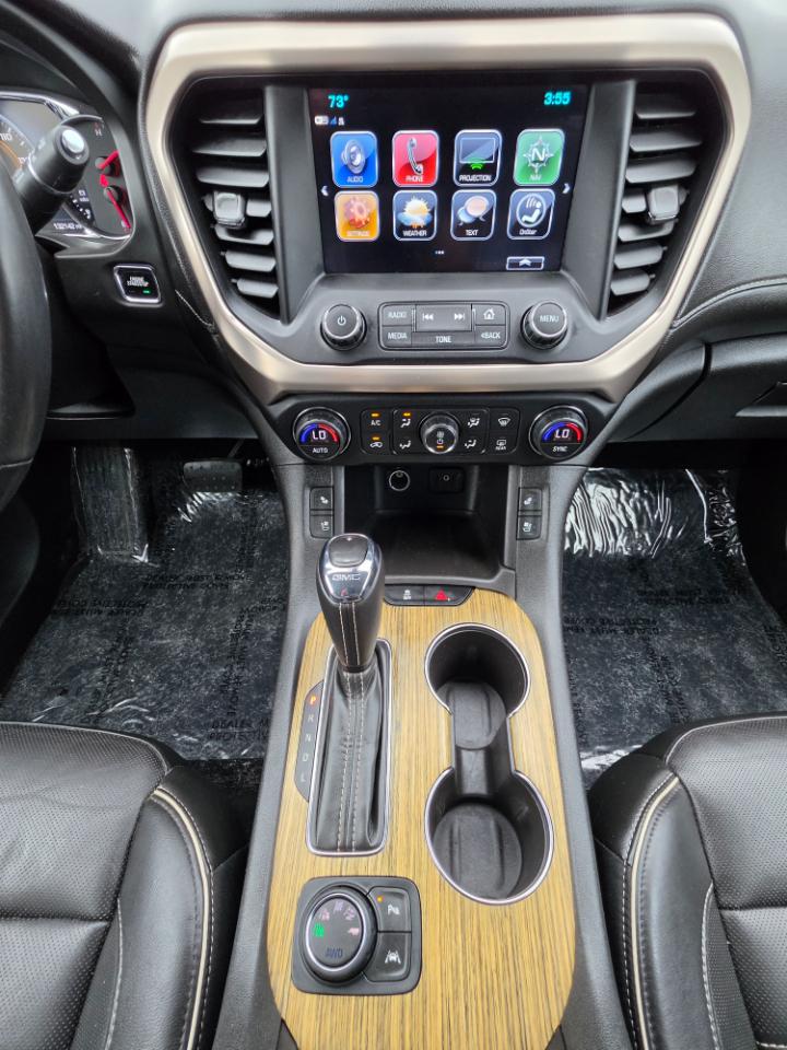 GMC Acadia AWD 4dr Denali 2017