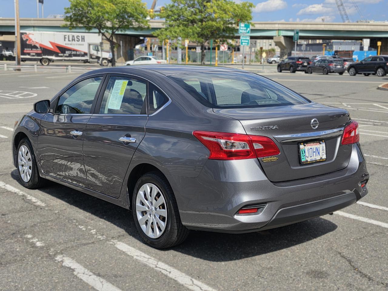 Nissan Sentra S CVT 2019
