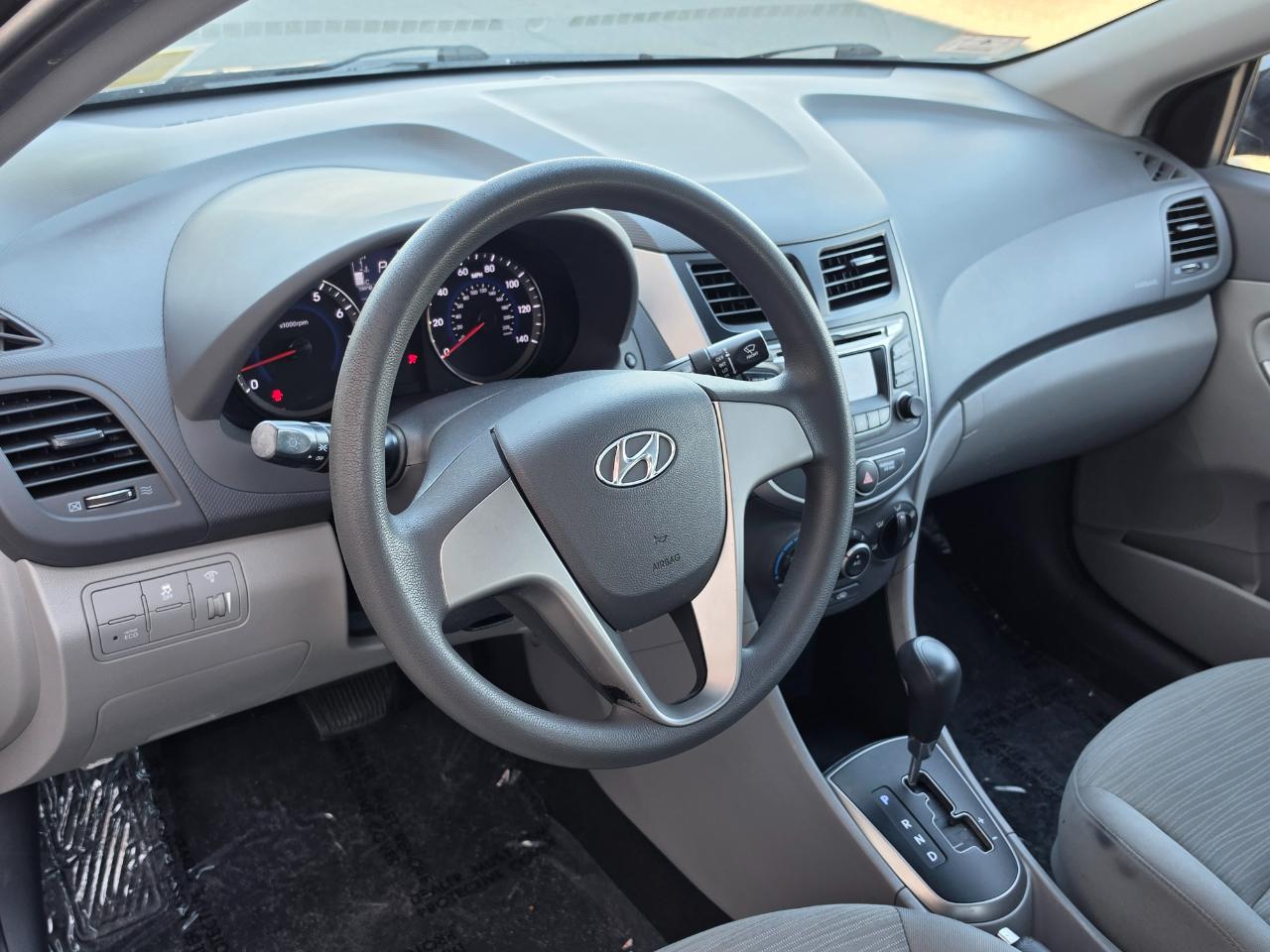Hyundai Accent 4dr Sdn Auto SE 2016